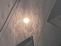 怪しい光