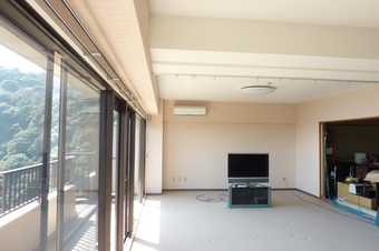 クロス張り替え工事