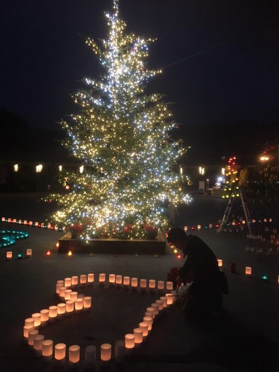 伊東温泉 シャイニークリスマス in 藤の広場